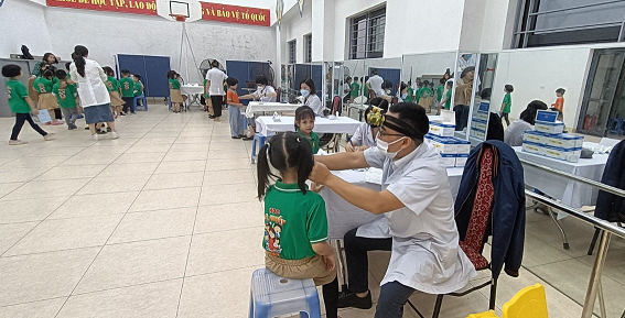 Trường TH Phan Chu Trinh tổ chức khám sức khỏe định kỳ cho học sinh năm học 2022 -2023