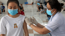 Vì sao cần thiết tiêm vaccine phòng COVID-19 cho trẻ 5-11 tuổi?