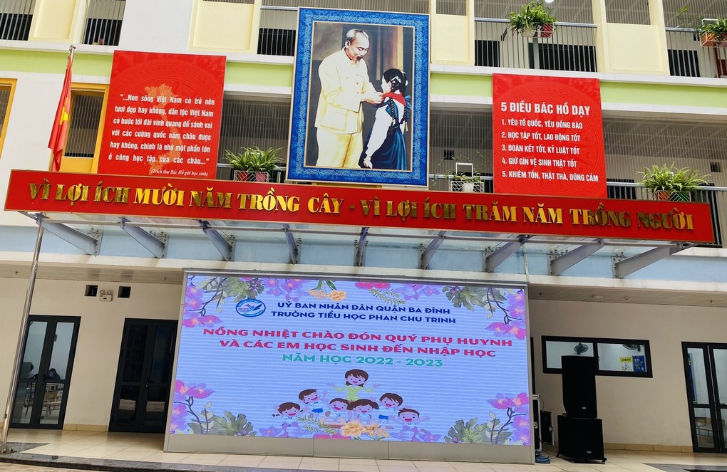Trường TH Phan Chu Trinh tuyển sinh trực tiếp năm học 2022-2023