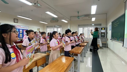 Chúc mừng cô giáo Đoàn Hồng Giang hoàn thành xuất sắc tiết dạy dự thi Giáo viên Giỏi cấp Thành phố