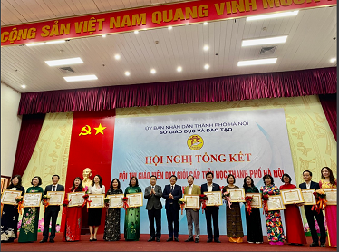 Chúc mừng cô giáo Đoàn hồng Giang đạt Giải Nhì, Hội thi giáo viên dạy giỏi cấp thành phố môn Tiếng Anh năm học 2022-2023