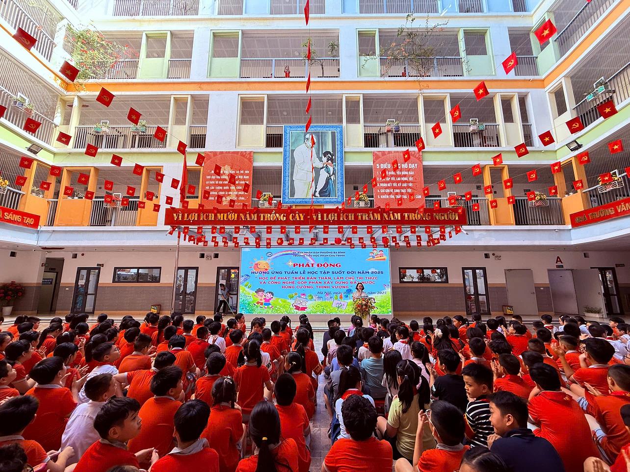 Trường TH Phan Chu Trinh phát động  “Tuần lễ hưởng ứng học tập suốt đời” năm 2025