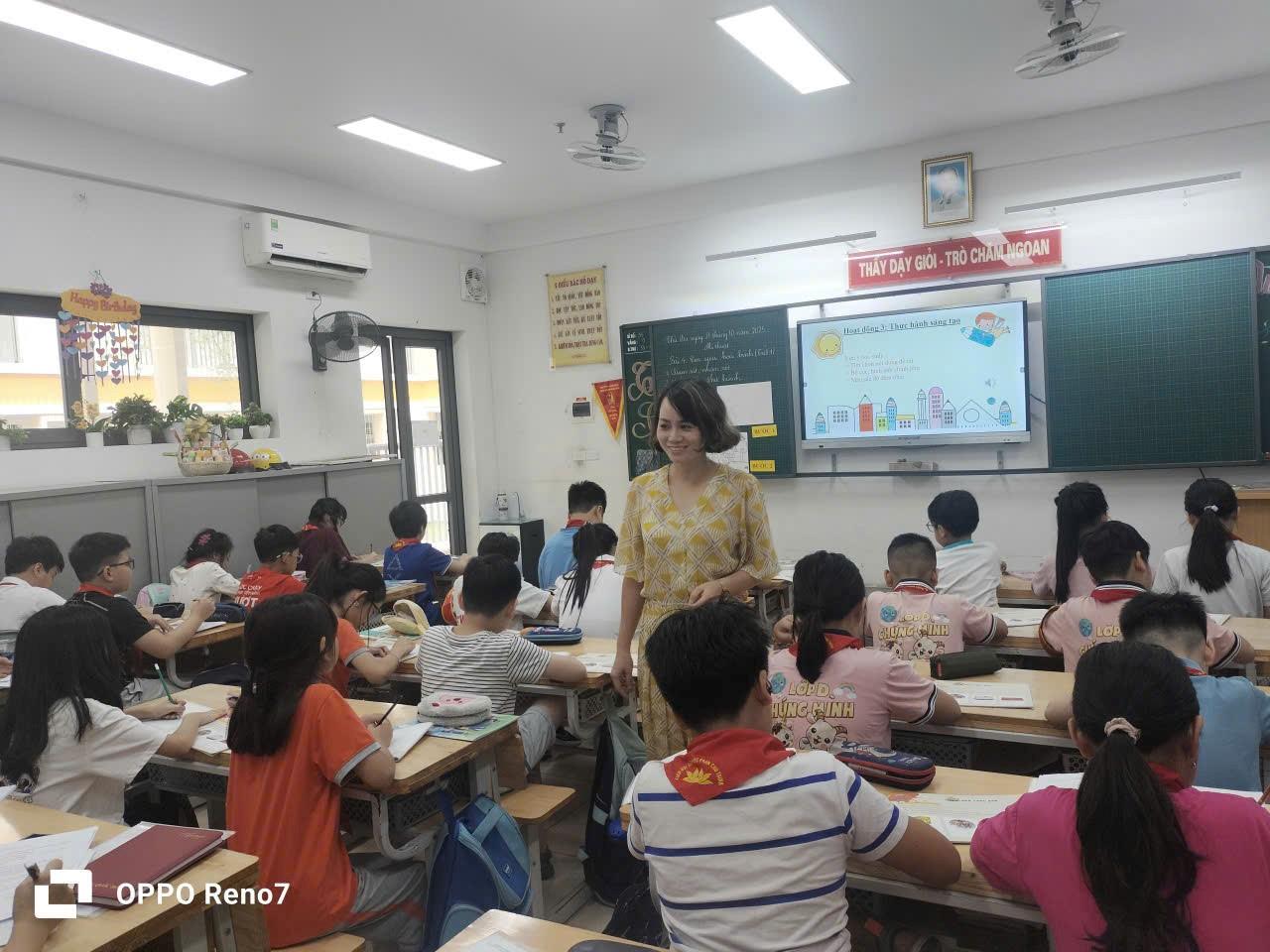 GIỜ HỌC HIỆU QUẢ SÔI NỔI, SÁNG TẠO QUA 2 TIẾT HỘI GIẢNG MĨ THUẬT CỦA TRƯỜNG TIỂU HỌC PHAN CHU TRINH