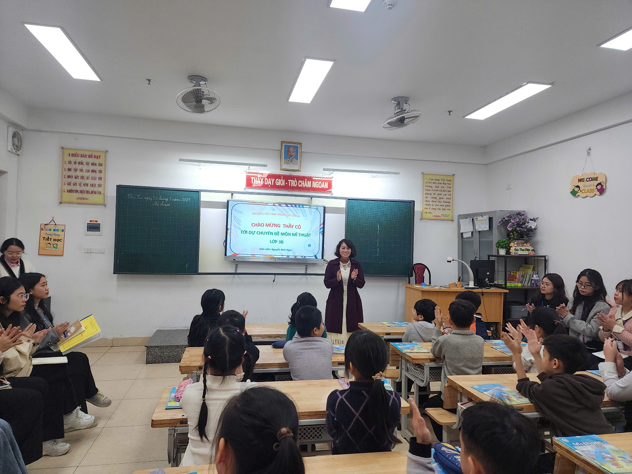 Những điều thú vị qua tiết học chuyên đề mĩ thuật lớp 3B của cô giáo Nguyễn Bích Ngọc