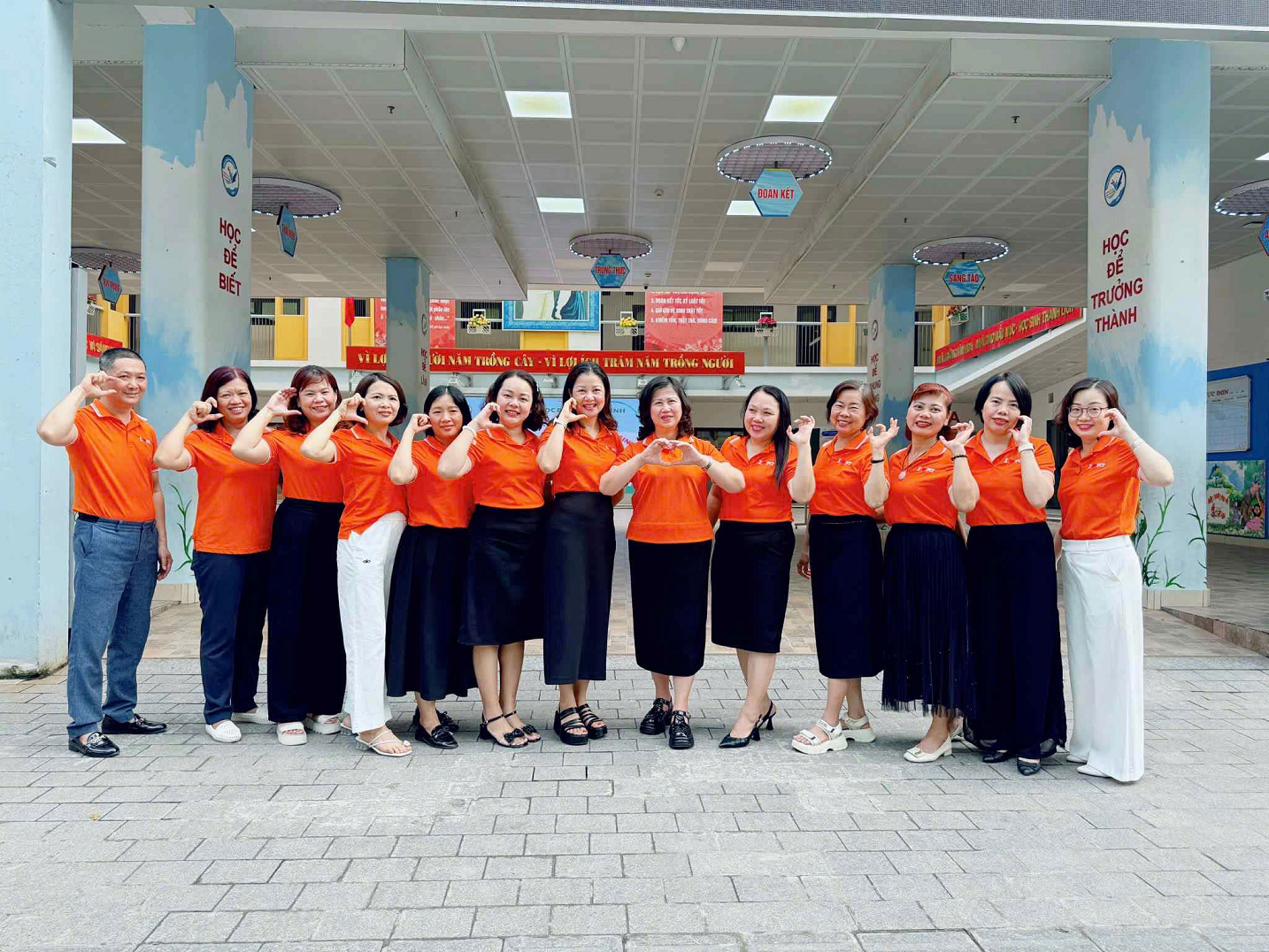 Ngày thứ Hai của buổi tuyển sinh trực tiếp tại trường Tiểu học Phan Chu Trinh