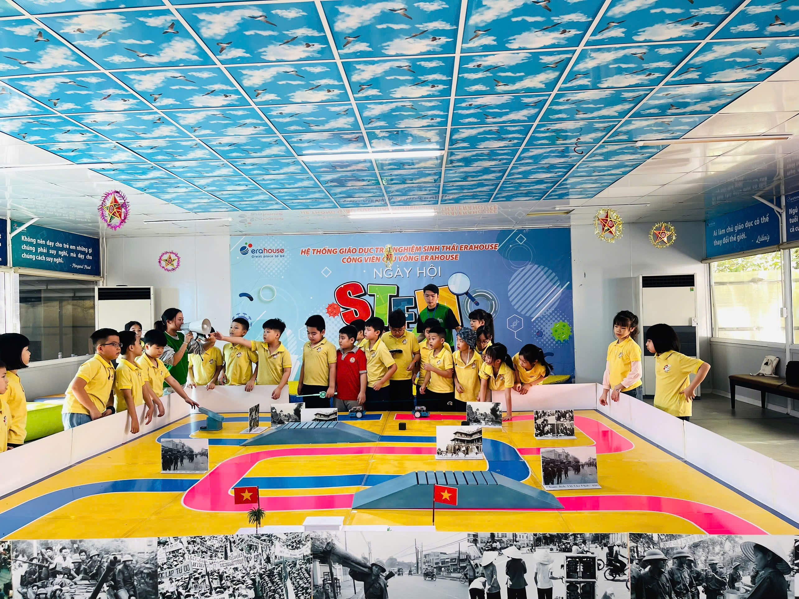 A group of people in yellow shirts

AI-generated content may be incorrect.